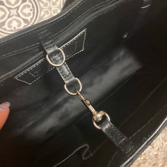 Women’s Coach Tote - Picture 13 of 16